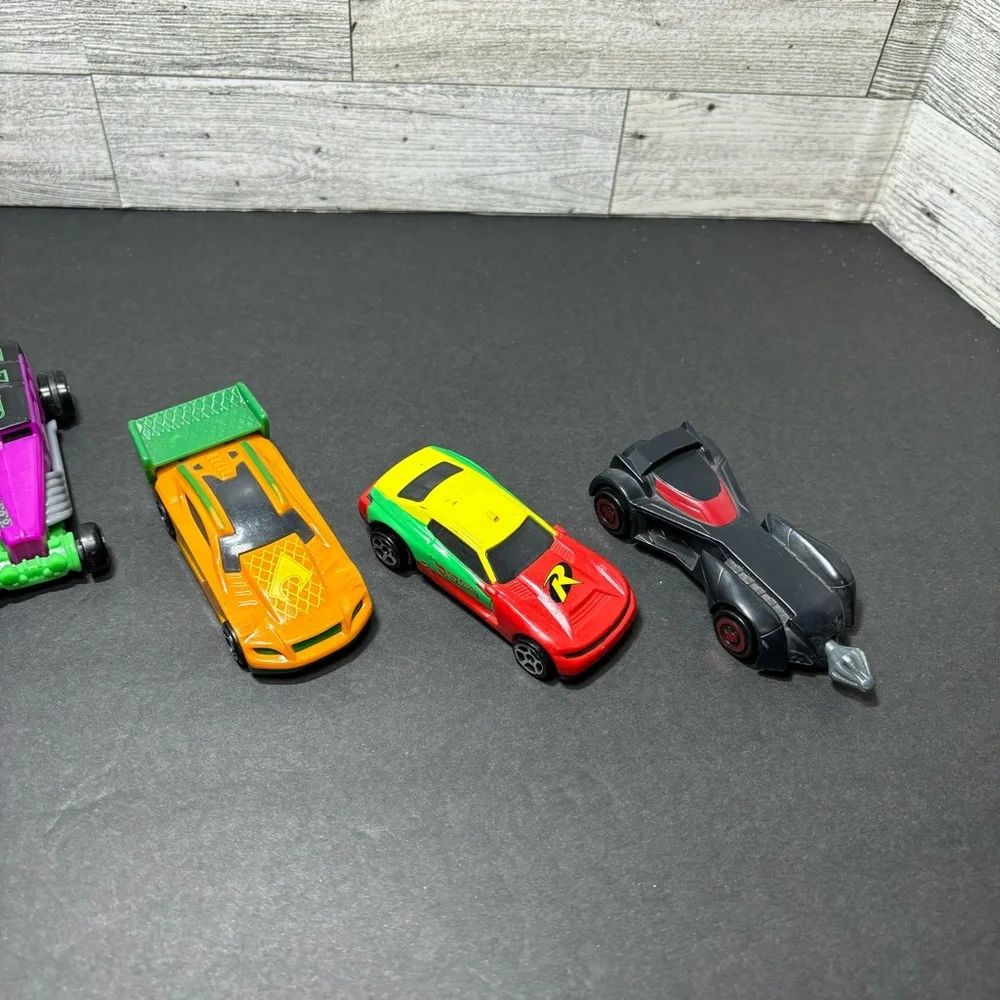 Vintage DC comics hot wheels car lot of‎ 5